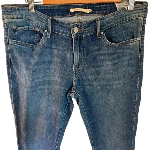 Women’s Levi’s 711 skinny jeans, size 31 . - Picture 3 of 5